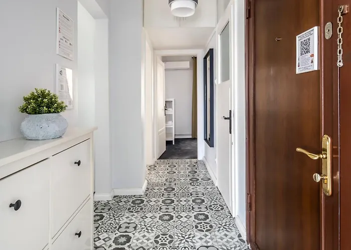 Beyond The Bosphorus #4 *